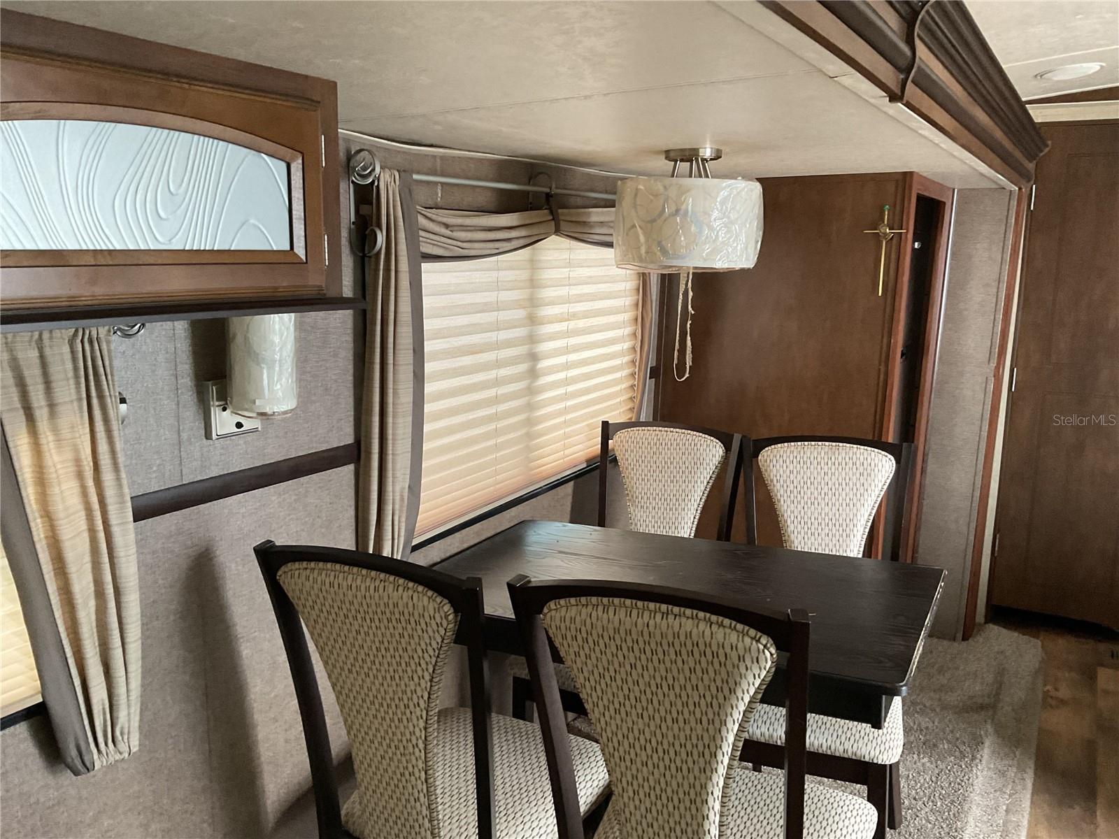 O6368399 Property Photo