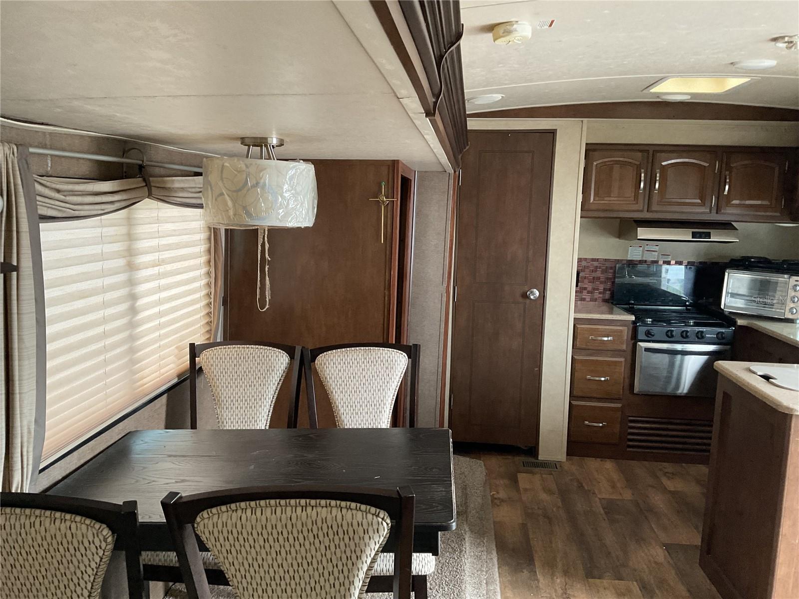 O6368399 Property Photo