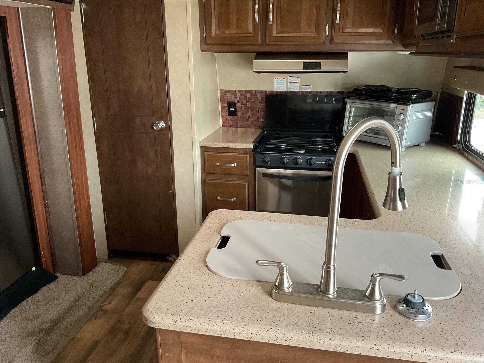 O6368399 Property Photo