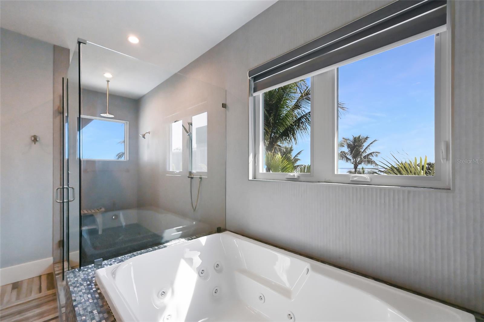 A4675734 Property Photo