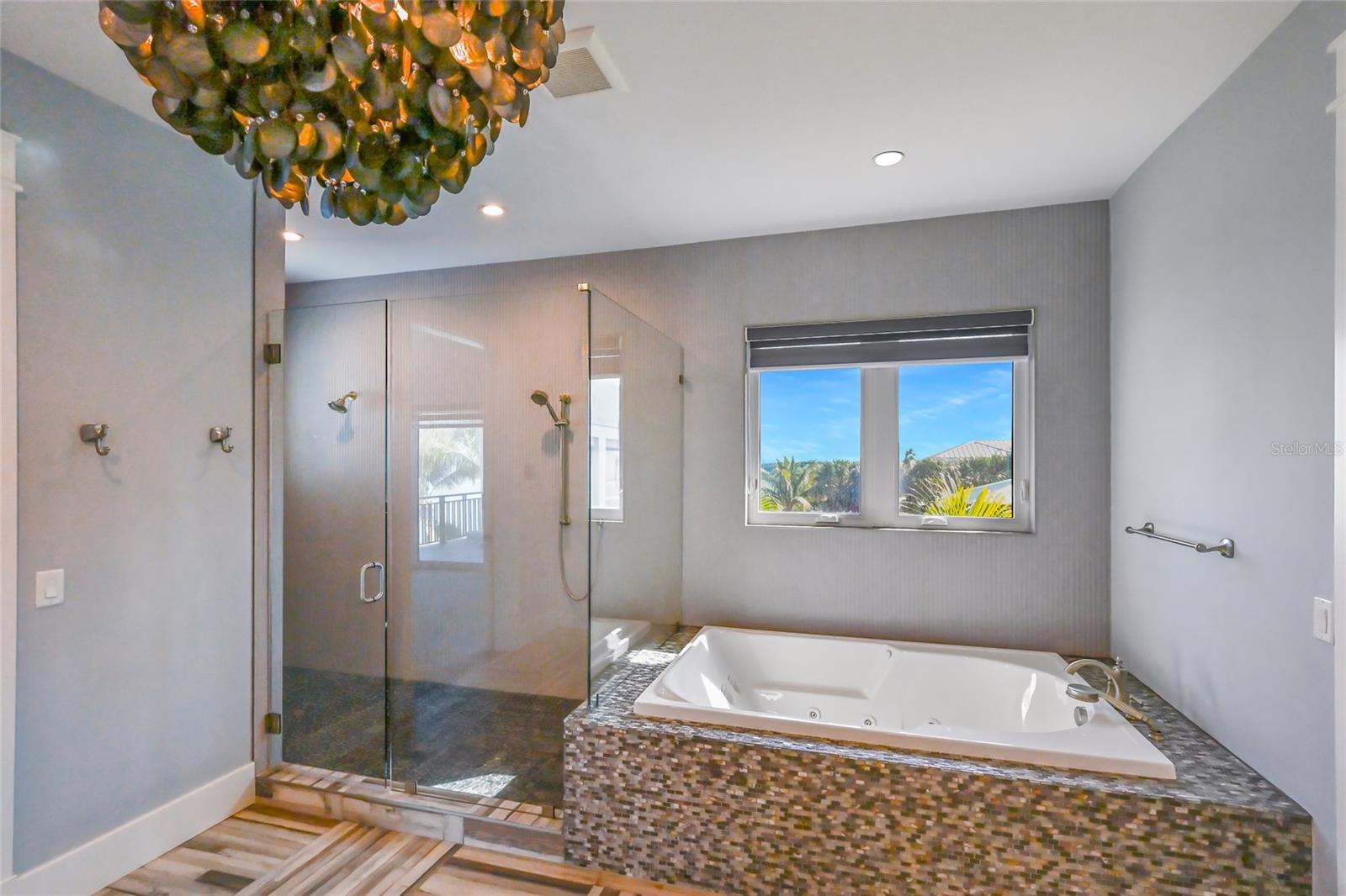 A4675734 Property Photo