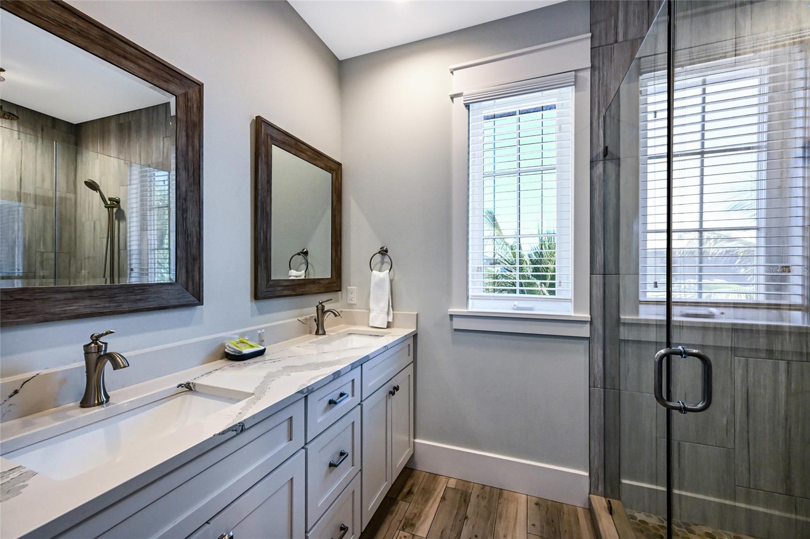 A4675734 Property Photo