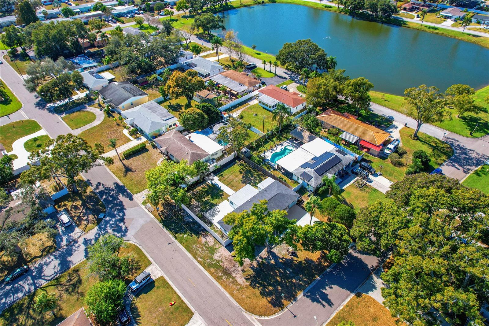 TB8457660 Property Photo