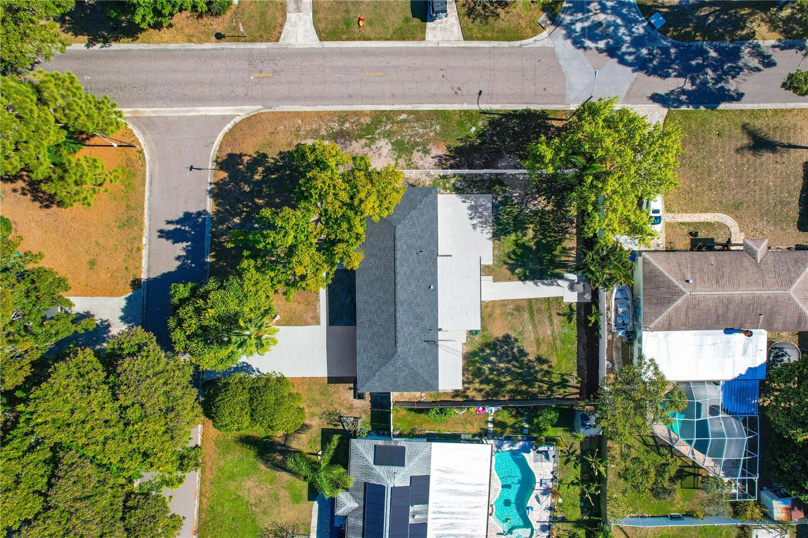 TB8457660 Property Photo