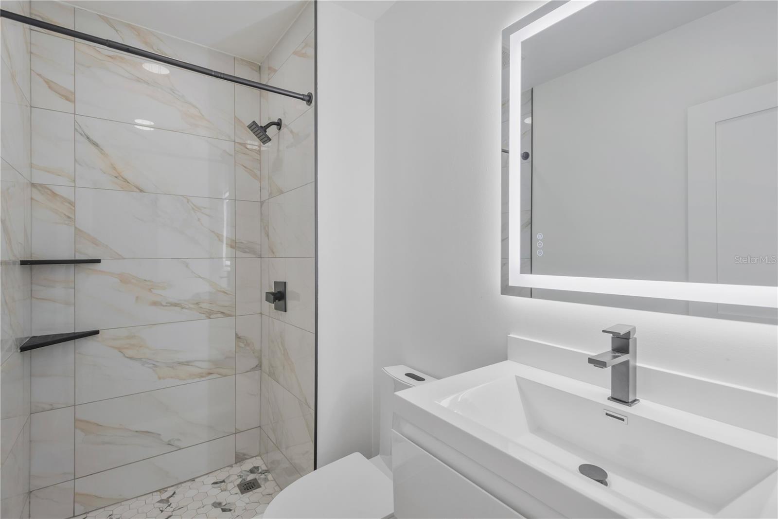 TB8457660 Property Photo