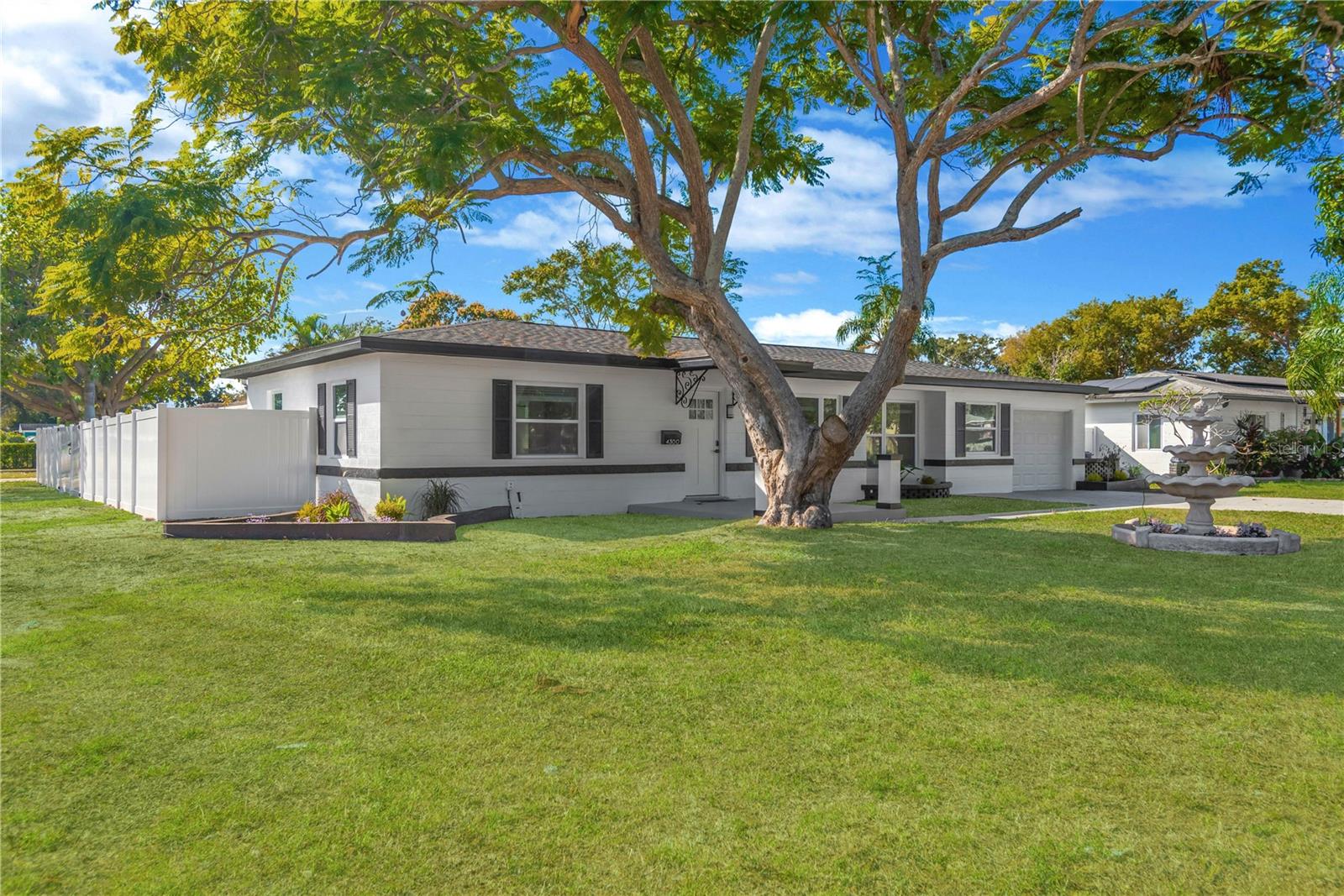 TB8457660 Property Photo