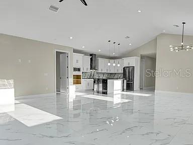 TB8457669 Property Photo