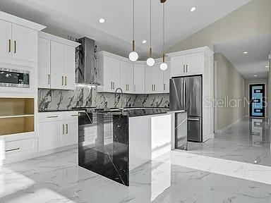 TB8457669 Property Photo