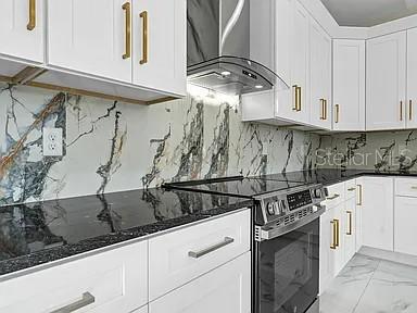 TB8457669 Property Photo