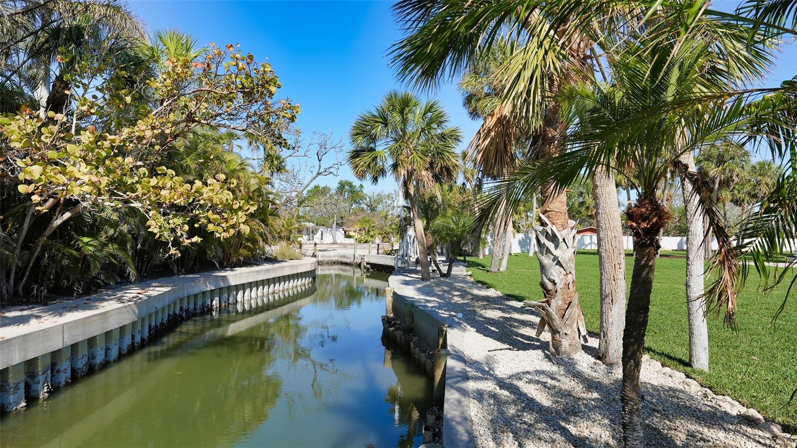 A4675752 Property Photo