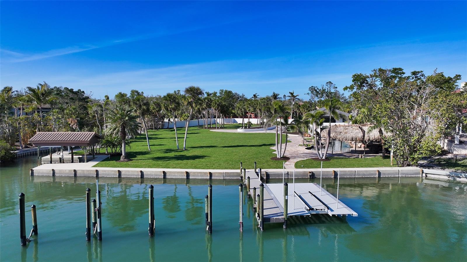 A4675752 Property Photo