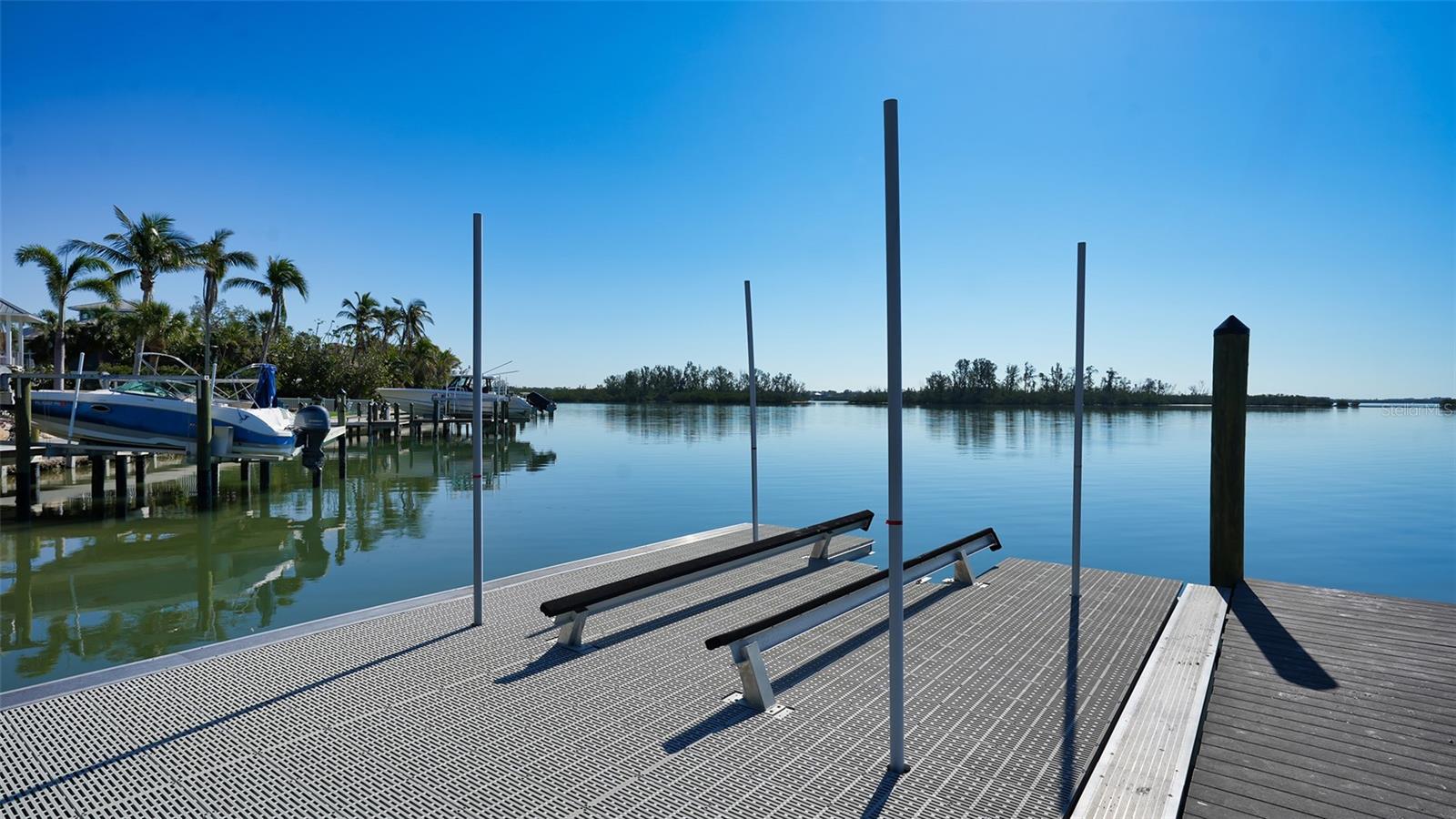 A4675752 Property Photo