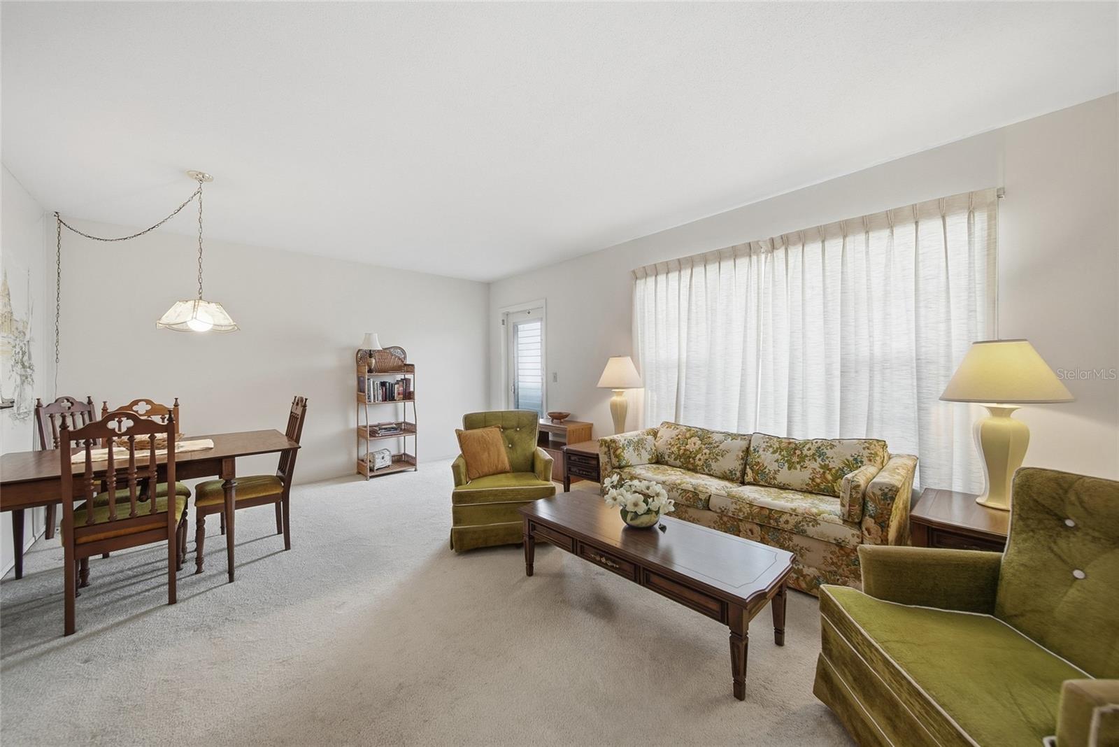 TB8457736 Property Photo