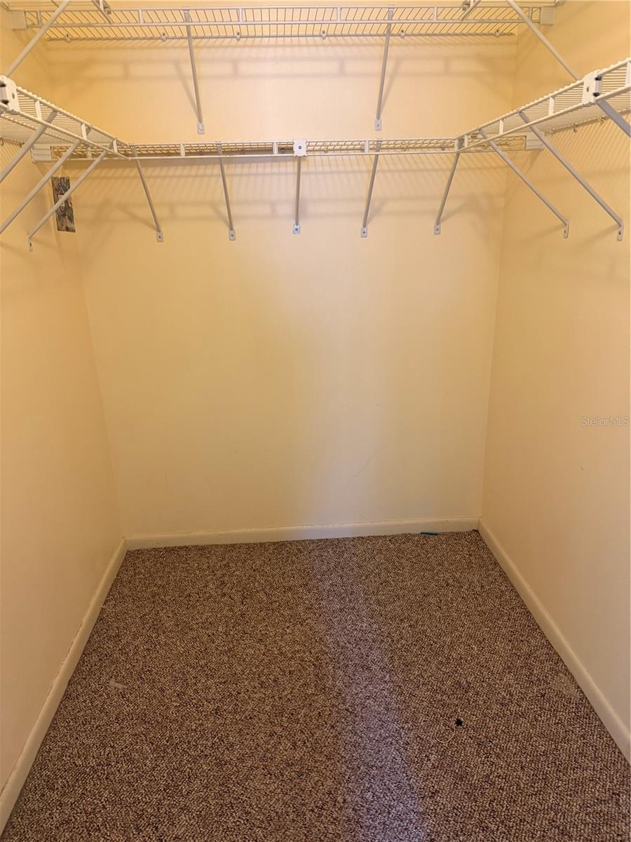 OM715388 Property Photo