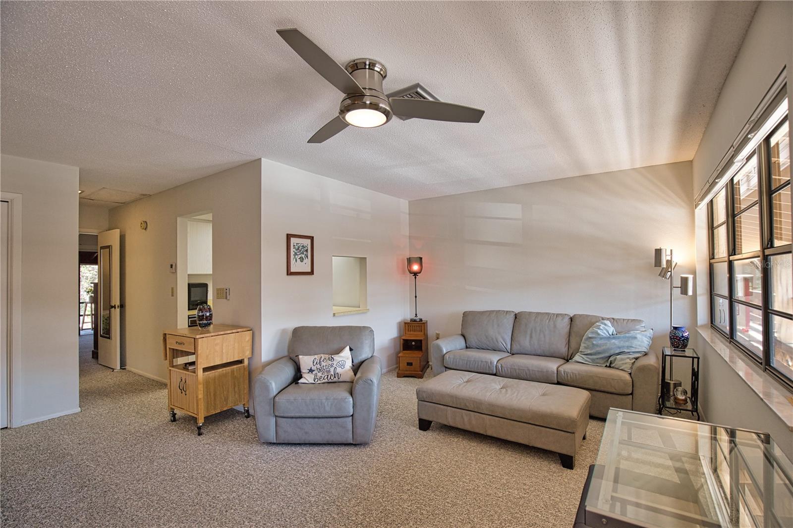 TB8457809 Property Photo