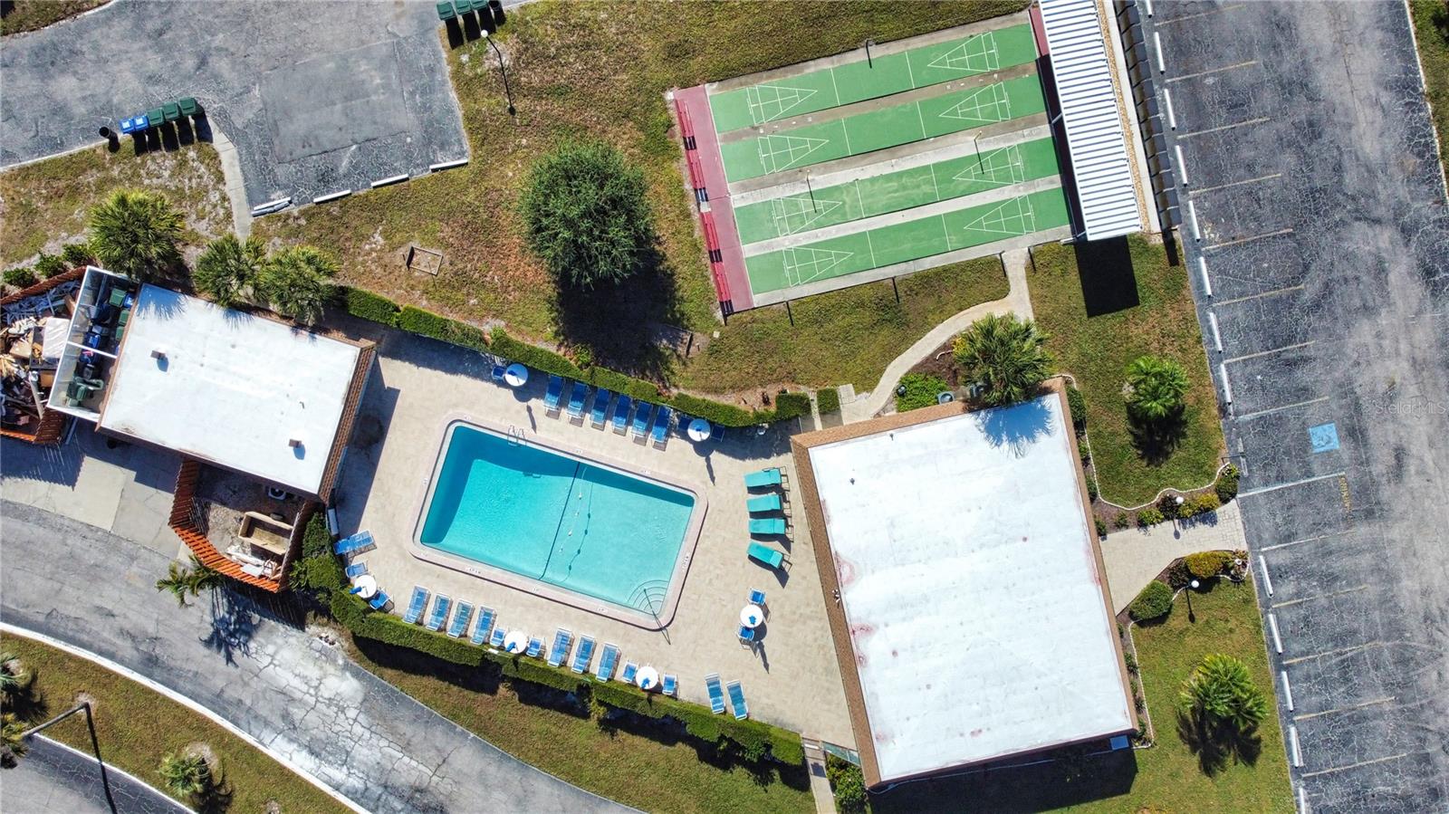 TB8457809 Property Photo