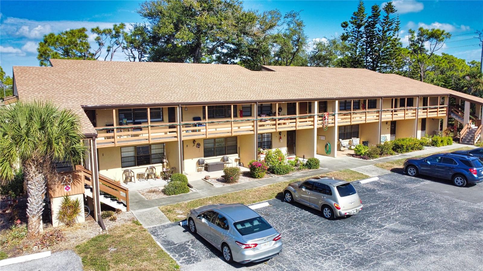 TB8457809 Property Photo