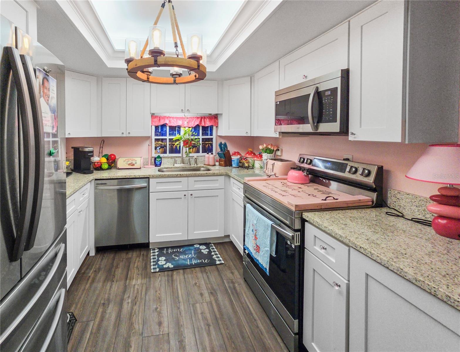 OM715397 Property Photo