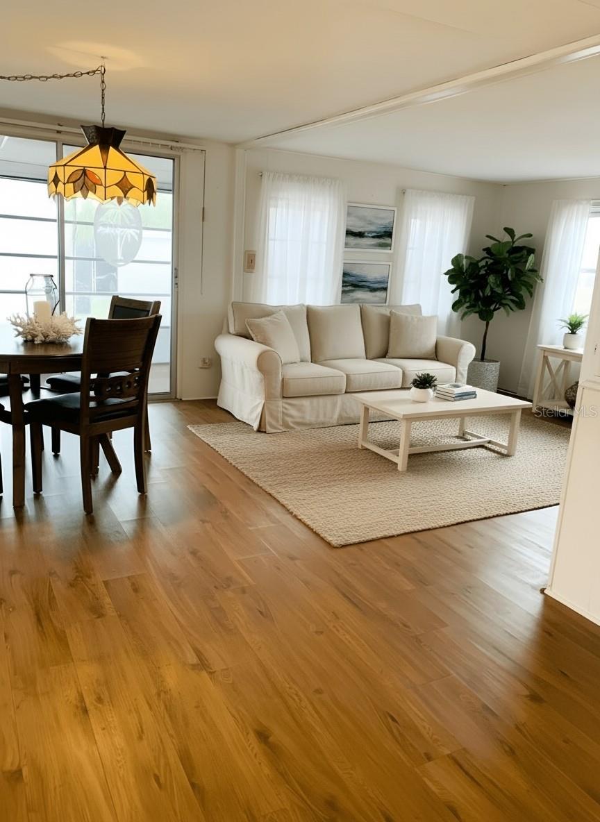 TB8457813 Property Photo