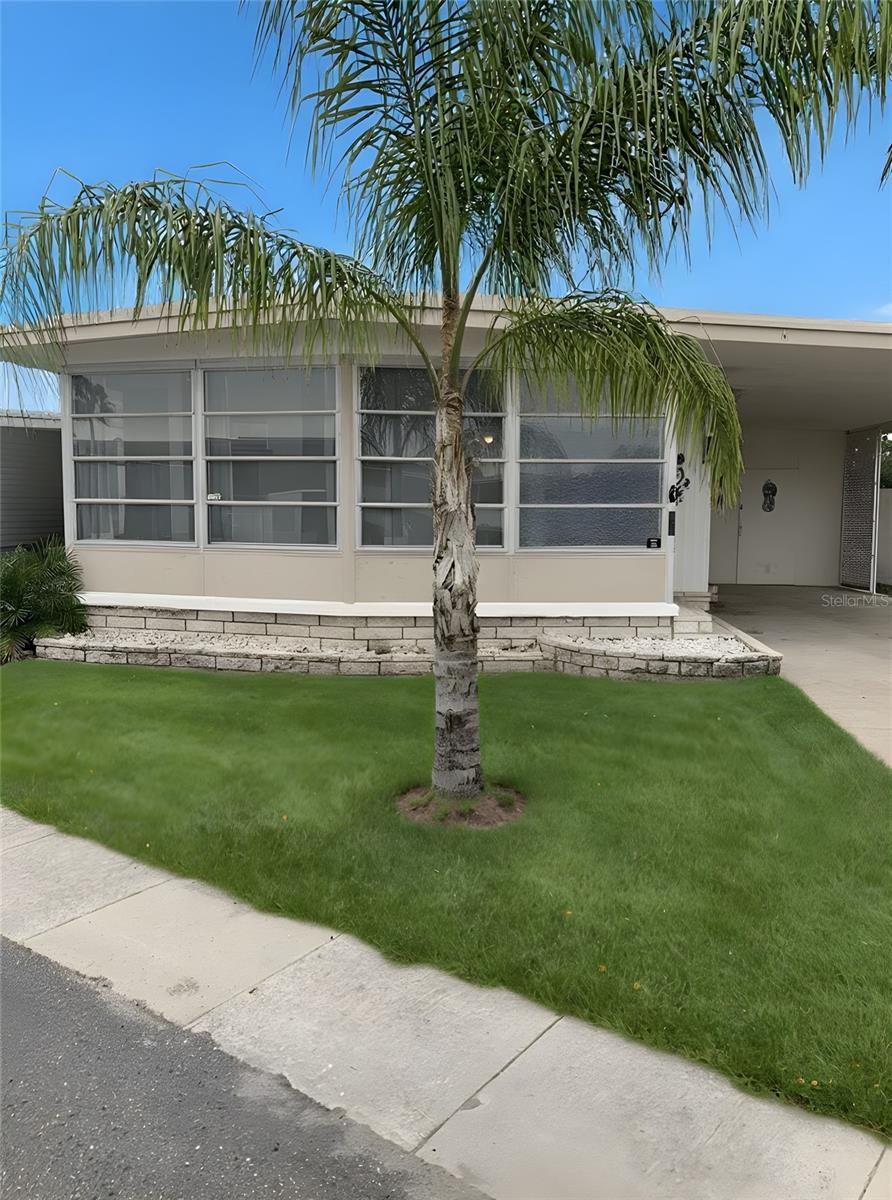 TB8457813 Property Photo