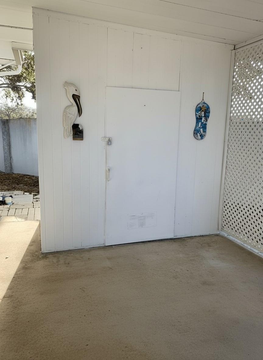 TB8457813 Property Photo