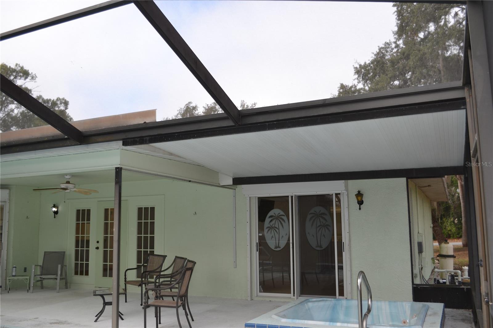 Spa outside main bedroom