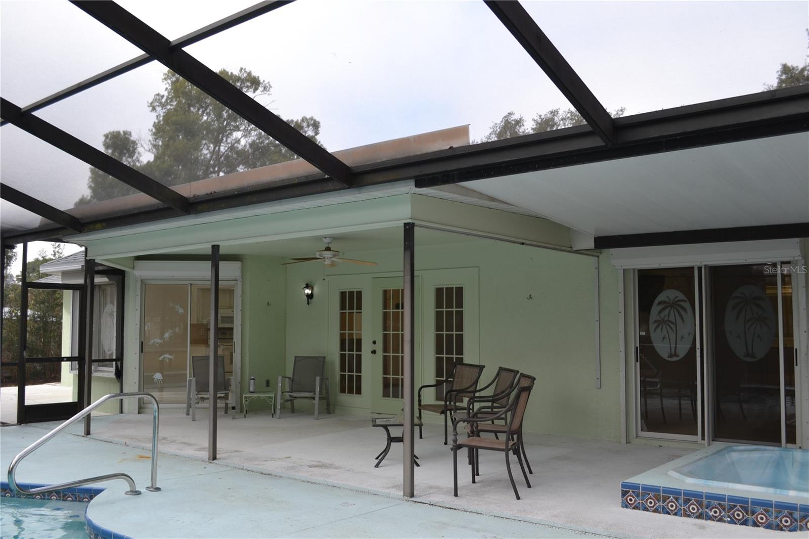 Plenty of room to entertain