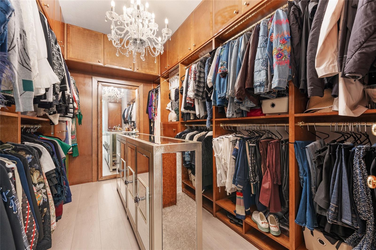 9212 ISLAND LAKE CT, ORLANDO, FL, 32836