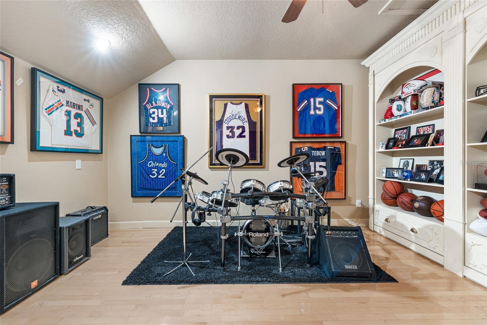 9212 ISLAND LAKE CT, ORLANDO, FL, 32836