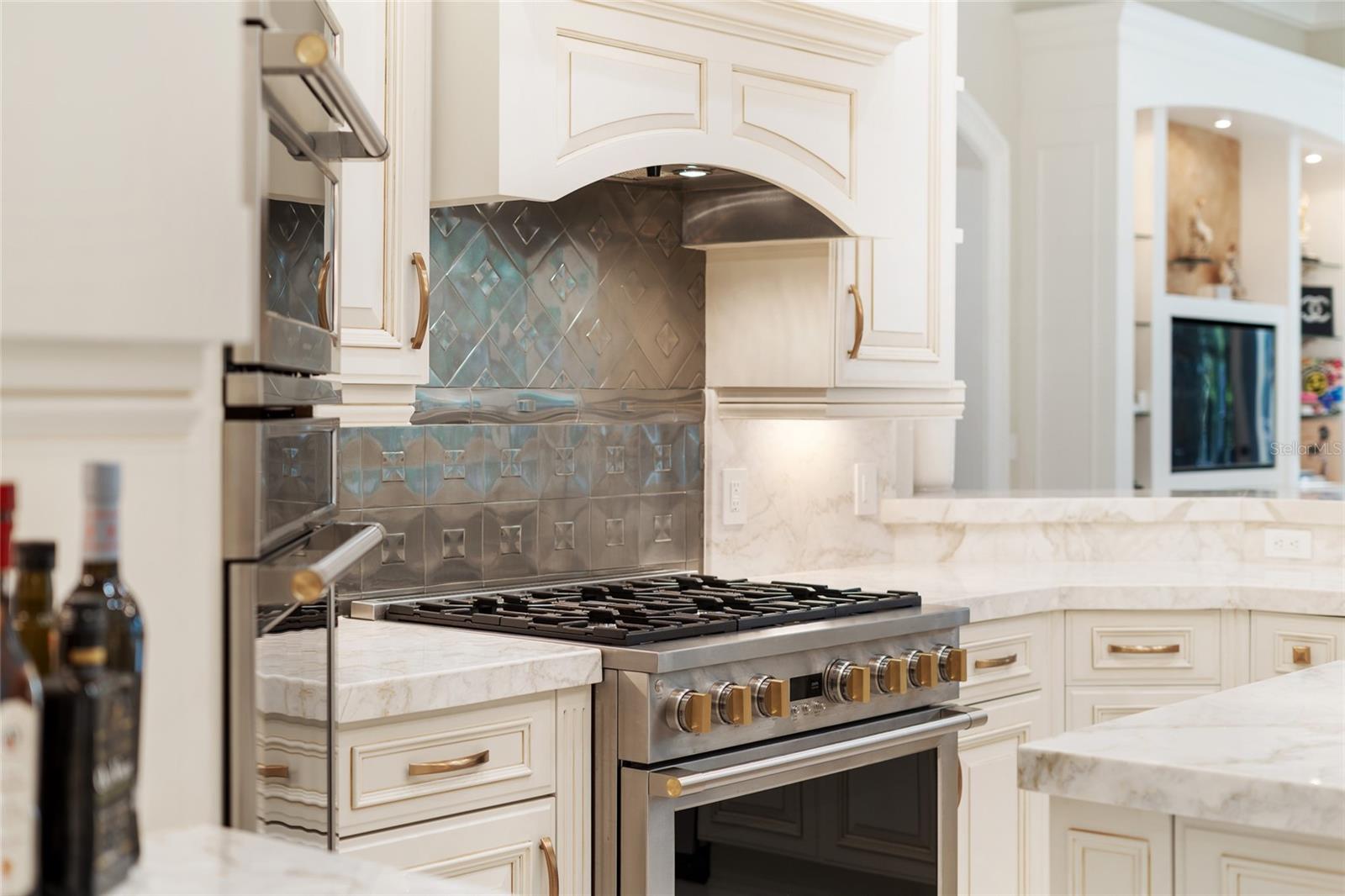 9212 ISLAND LAKE CT, ORLANDO, FL, 32836