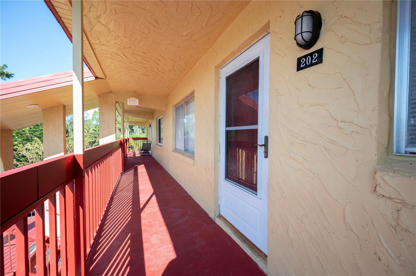 P4937331 Property Photo