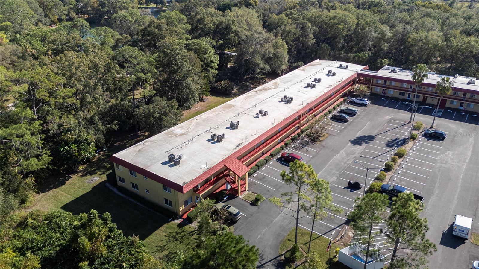 P4937331 Property Photo