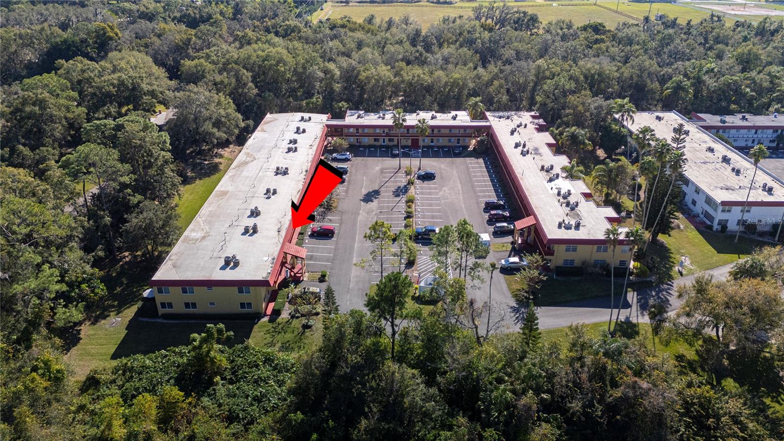 P4937331 Property Photo