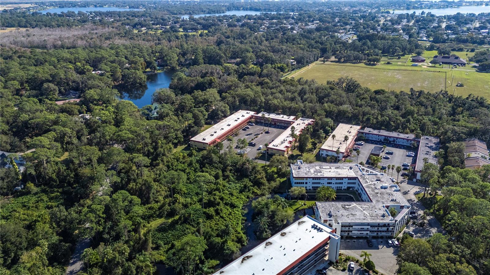 P4937331 Property Photo