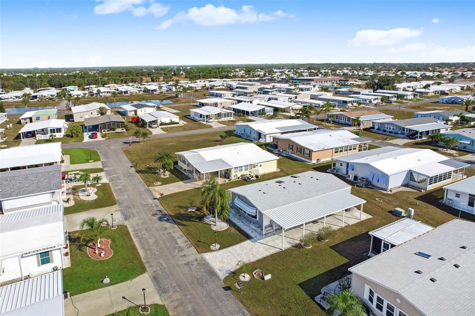 TB8457889 Property Photo