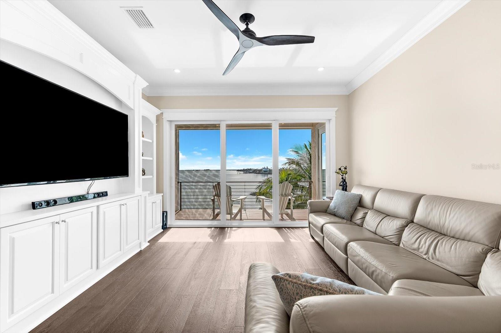 A4675904 Property Photo