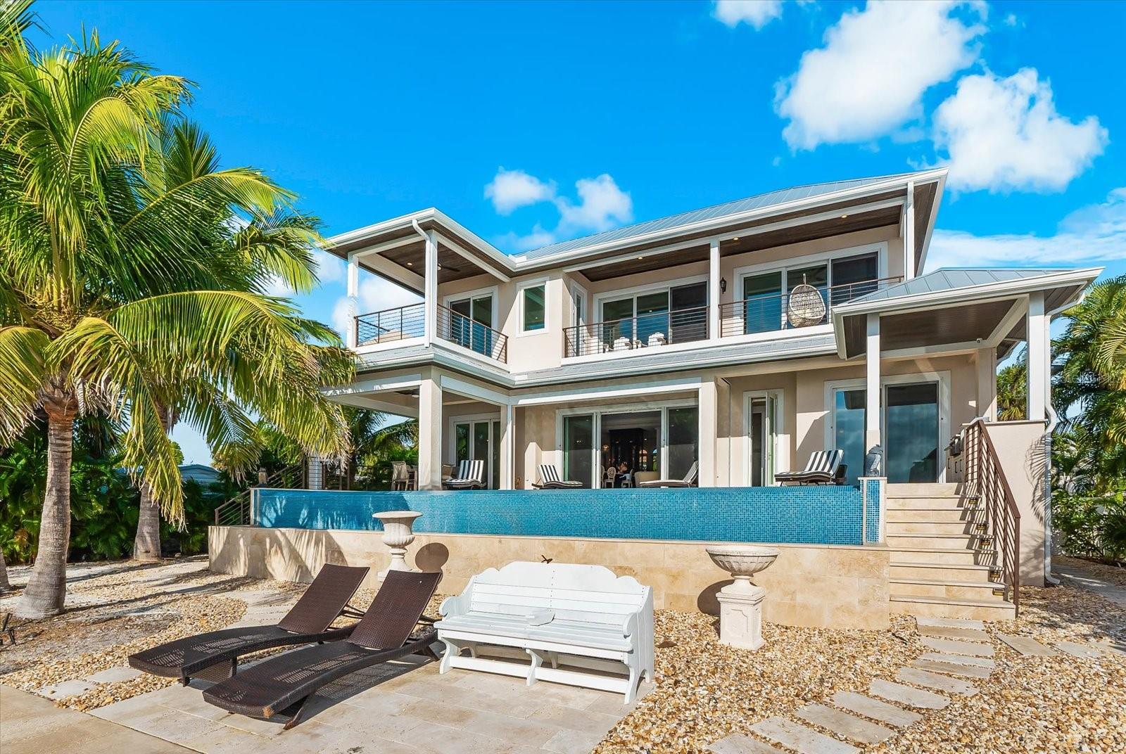 A4675904 Property Photo