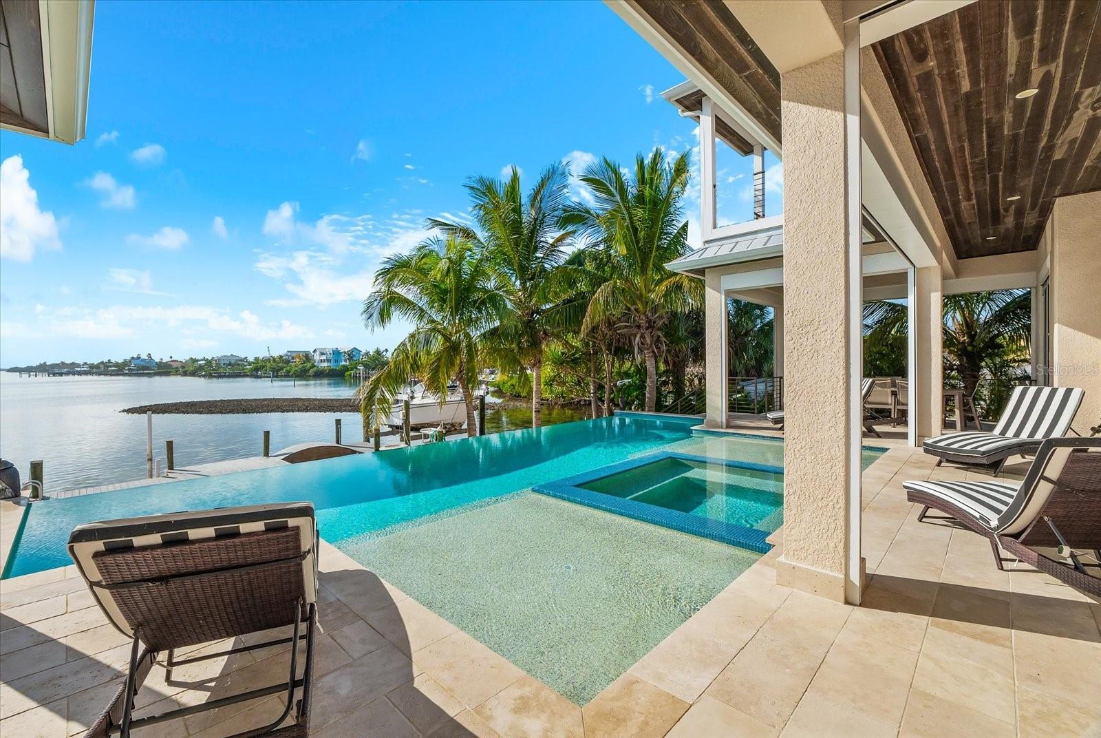 A4675904 Property Photo