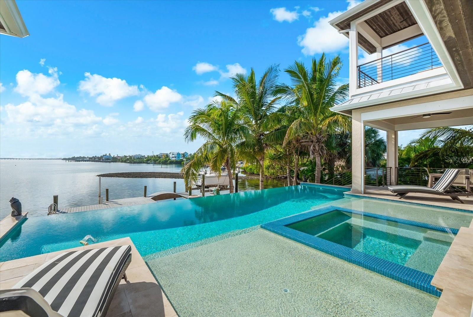 A4675904 Property Photo