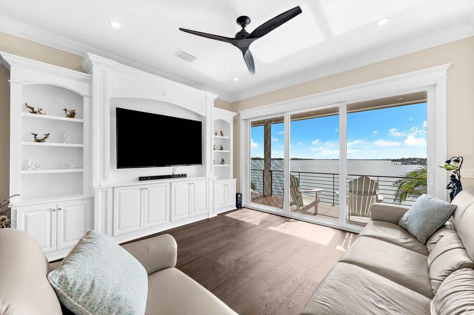 A4675904 Property Photo