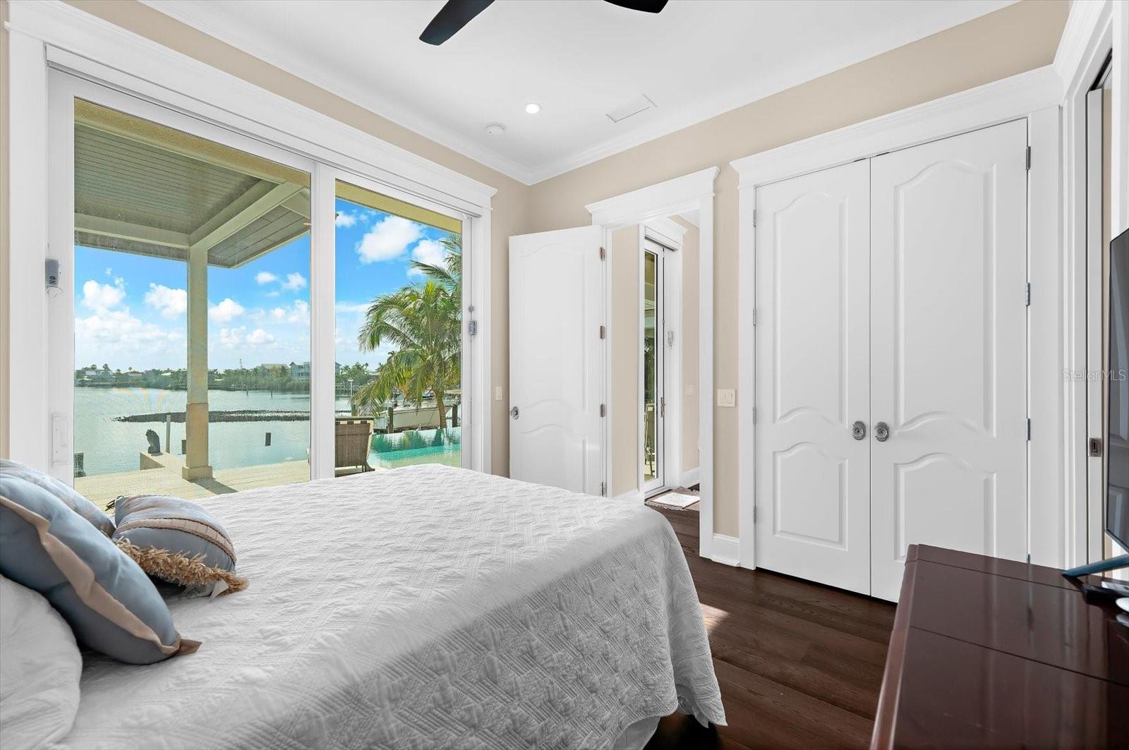 A4675904 Property Photo