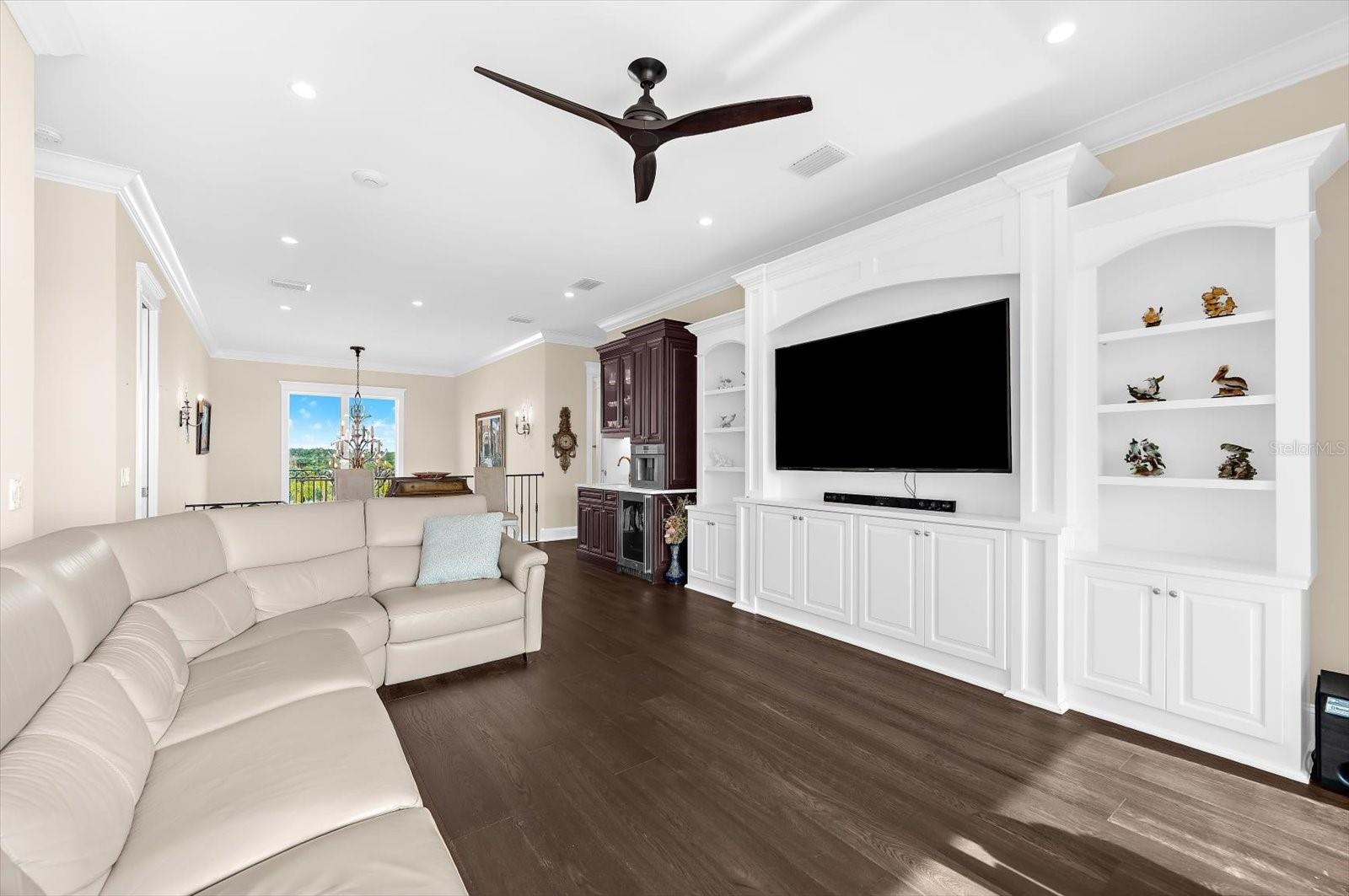 A4675904 Property Photo