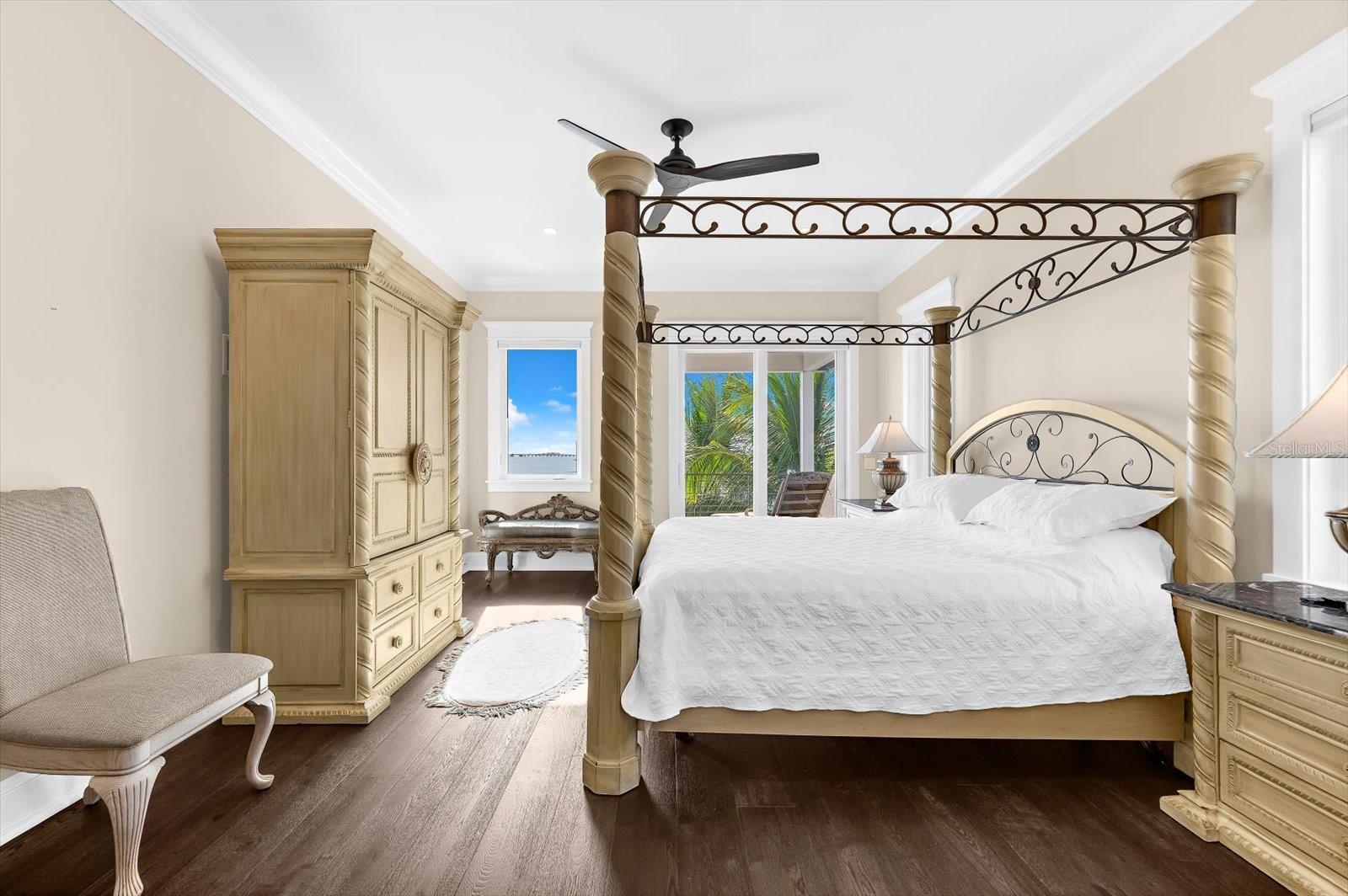 A4675904 Property Photo