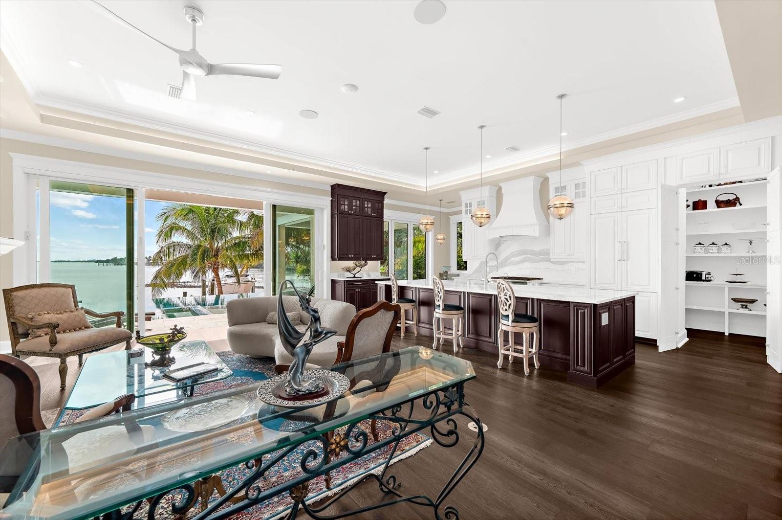 A4675904 Property Photo