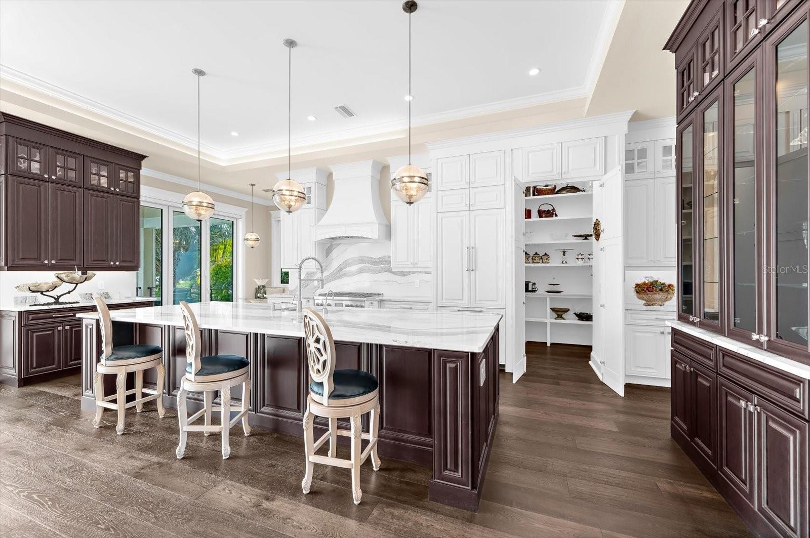 A4675904 Property Photo