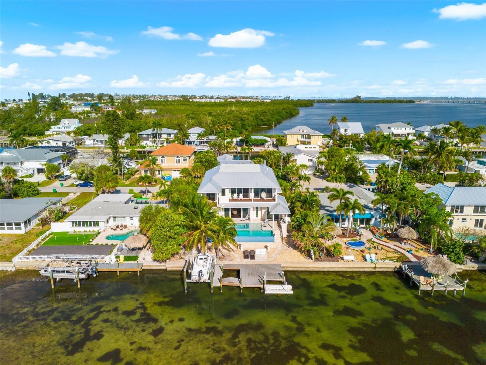 A4675904 Property Photo