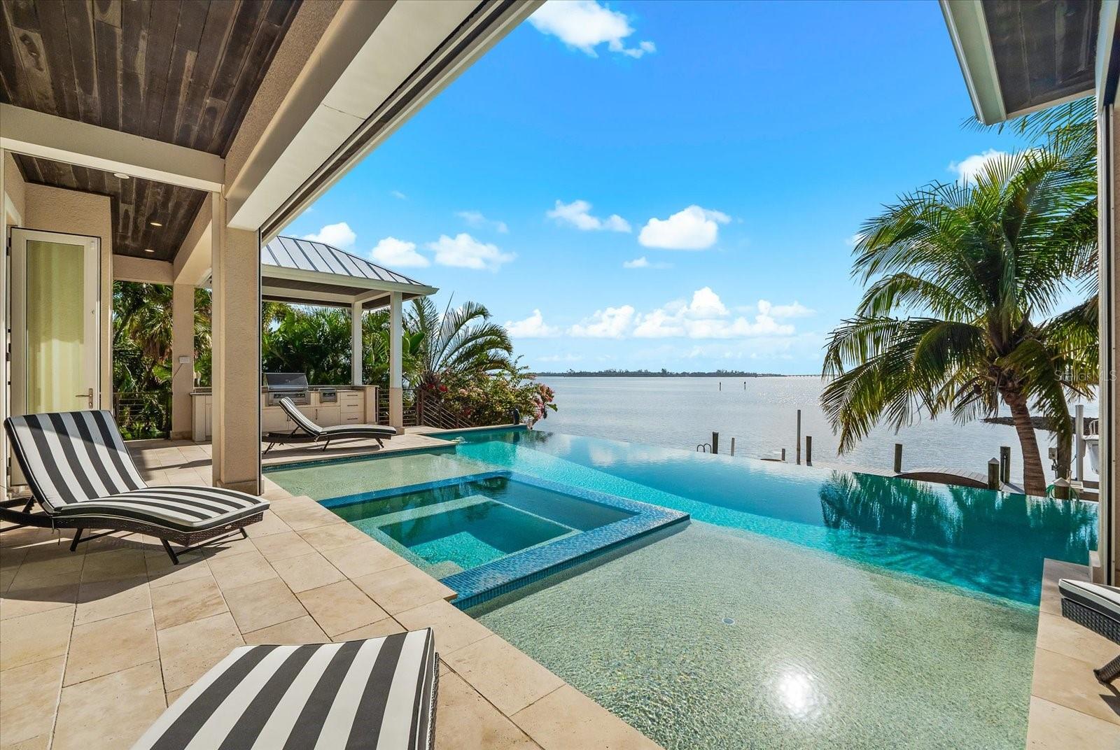 A4675904 Property Photo