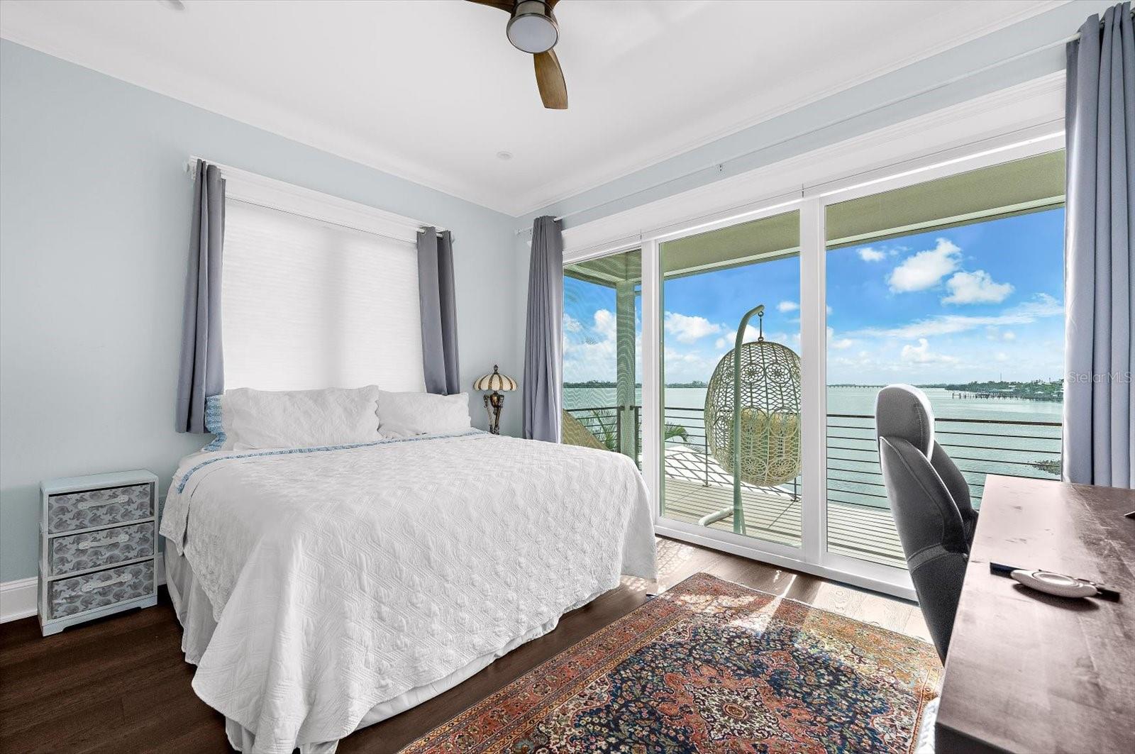 A4675904 Property Photo