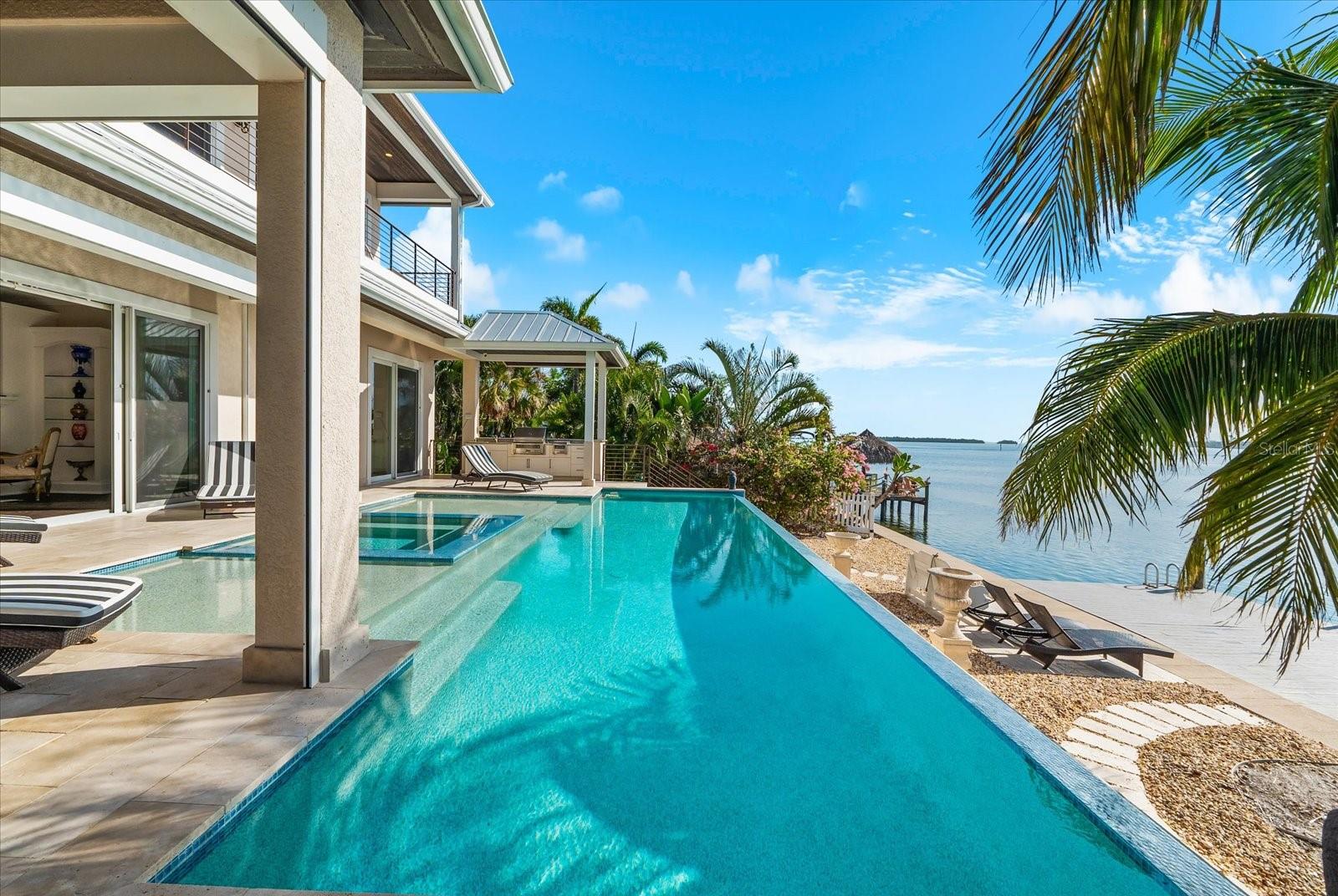 A4675904 Property Photo