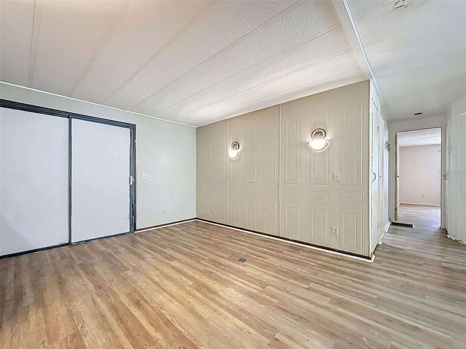 L4958033 Property Photo